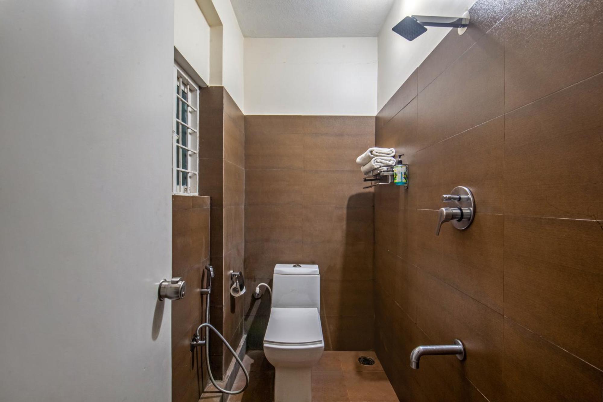Treebo Sans Sarav Kushalnagar Hotel Madikeri Ngoại thất bức ảnh